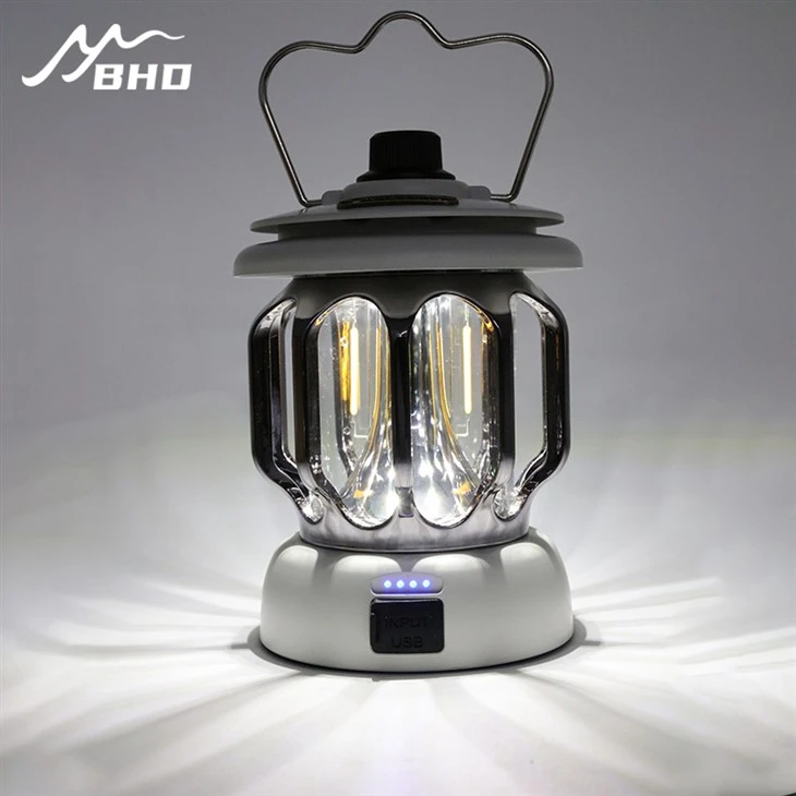 Lampă lanternă de tabără